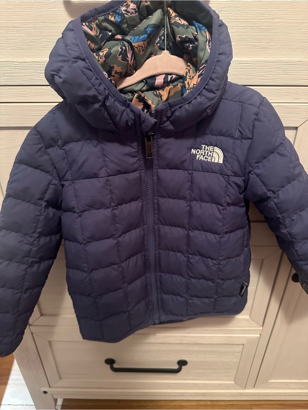 The North Face Navy Hooded Kids Quilted Puffer Jacket (reversible)